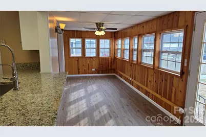 1627 Greenville Highway, Hendersonville, NC 28792 - Photo 24