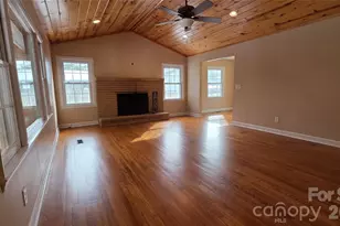 1627 Greenville Hwy, Hendersonville, NC 28792 - Photo 4