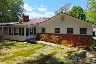 1627 Greenville Hwy, Hendersonville, NC 28792 - Photo 1