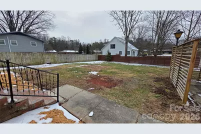 1627 Greenville Highway, Hendersonville, NC 28792 - Photo 36