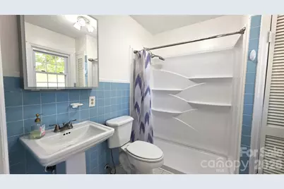 1627 Greenville Highway, Hendersonville, NC 28792 - Photo 14