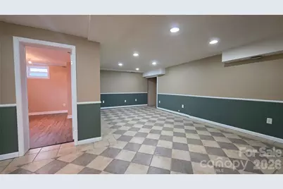 1627 Greenville Highway, Hendersonville, NC 28792 - Photo 28