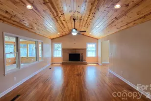 1627 Greenville Hwy, Hendersonville, NC 28792 - Photo 4
