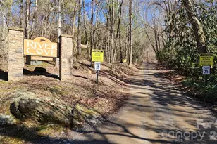 360 River Cv Ln, Hayesville, NC 28904 - Photo 4