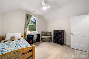 204 Maple Ave, Marion, NC 28752 - Photo 18