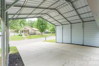 204 Maple Avenue, Marion, NC 28752 - Photo 28