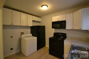 900 Leigh Ave, Charlotte, NC 28205 - Photo 2