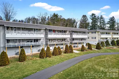 263 Fairway Lane #B, Spruce Pine, NC 28777 - Photo 4