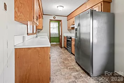 238 Lakeview Drive, Blacksburg, SC 29702 - Photo 6