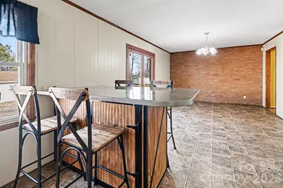 238 Lakeview Drive, Blacksburg, SC 29702 - Photo 8