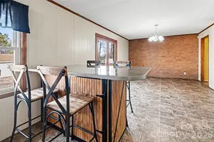 238 Lakeview Dr, Blacksburg, SC 29702 - Photo 8