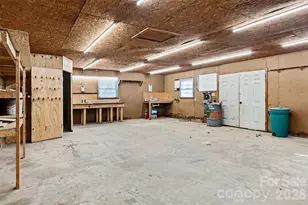 238 Lakeview Dr, Blacksburg, SC 29702 - Photo 18