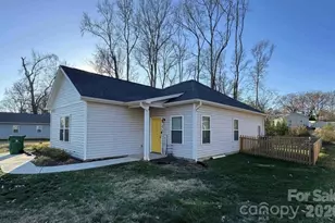 13713 William Stowe Dr, Charlotte, NC 28262 - Photo 2