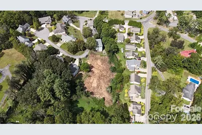 18 Village East Court, Asheville, NC 28805 - Photo 1