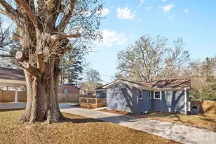 206 Hunter St, York, SC 29745 - Photo 18