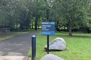 6042 Heath Valley Rd, Charlotte, NC 28210 - Photo 22