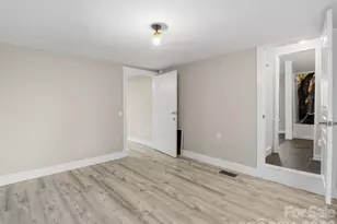 1212 Easy St, Hendersonville, NC 28791 - Photo 28