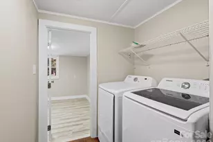 1212 Easy St, Hendersonville, NC 28791 - Photo 20