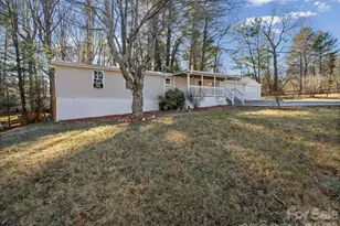 1212 Easy St, Hendersonville, NC 28791 - Photo 4