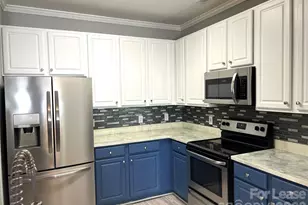 8378 Chaceview Ct, Charlotte, NC 28269 - Photo 6