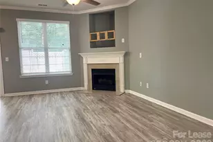 8378 Chaceview Ct, Charlotte, NC 28269 - Photo 2