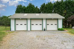 1720 Lowe Dr, Catawba, NC 28609 - Photo 16