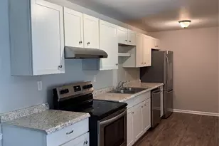 702 Farmhurst Dr, Charlotte, NC 28217 - Photo 6