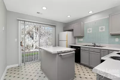 1823 Birch Heights Court, Charlotte, NC 28213 - Photo 6