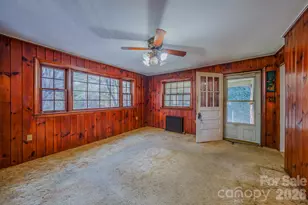 19 Swift St, Asheville, NC 28804 - Photo 8