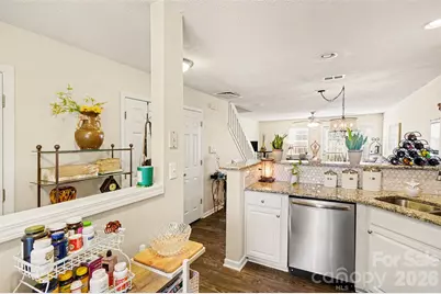 6416 Saint Bernard Way, Charlotte, NC 28269 - Photo 2