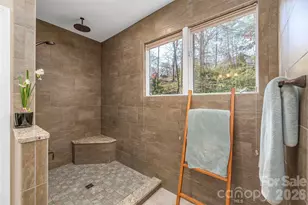 35 Hillcreek Dr, Asheville, NC 28804 - Photo 32