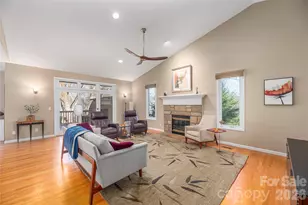 35 Hillcreek Dr, Asheville, NC 28804 - Photo 14