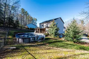 307 Carrituck Ct, Lenoir, NC 28645 - Photo 8