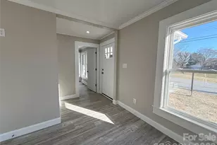 438 Pop Davis Rd, Taylorsville, NC 28681 - Photo 12