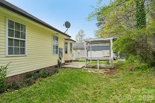 2041 Brantley Creek Dr, Kannapolis, NC 28083 - Photo 16