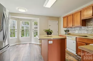 2041 Brantley Creek Dr, Kannapolis, NC 28083 - Photo 6