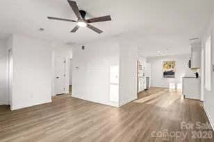 220 Valleybrook Ln, Troutman, NC 28166 - Photo 6