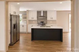 712 Thompson Rd, Rutherfordton, NC 28139 - Photo 2