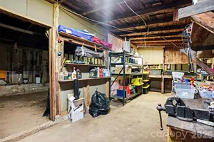 803 White Jenkins Rd, Bessemer City, NC 28016 - Photo 32