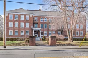 622 S Haywood St, Waynesville, NC 28786 - Photo 1