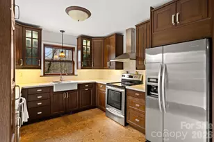 45 Cresent Dr, Hendersonville, NC 28739 - Photo 4