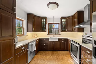45 Crescent Drive, Hendersonville, NC 28739 - Photo 14