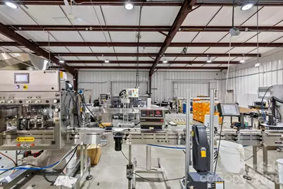 110 Commercial Boulevard, Flat Rock, NC 28731 - Photo 16