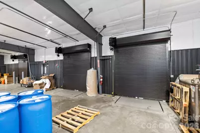 110 Commercial Boulevard, Flat Rock, NC 28731 - Photo 30