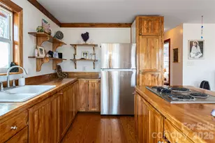 288 Rebel Dr, Hot Springs, NC 28743 - Photo 14