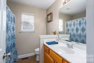 104 Lakewood Dr, Kings Mountain, NC 28086 - Photo 8