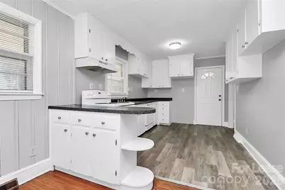 4919 Raymond Place, Charlotte, NC 28205 - Photo 18