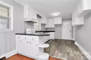 4919 Raymond Pl, Charlotte, NC 28205 - Photo 18