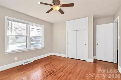 4919 Raymond Place, Charlotte, NC 28205 - Photo 10