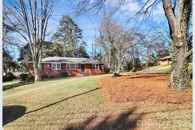 4919 Raymond Place, Charlotte, NC 28205 - Photo 4